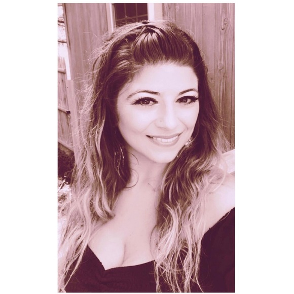 Poshmark Ambassador Samantha! - Picture 3 of 6